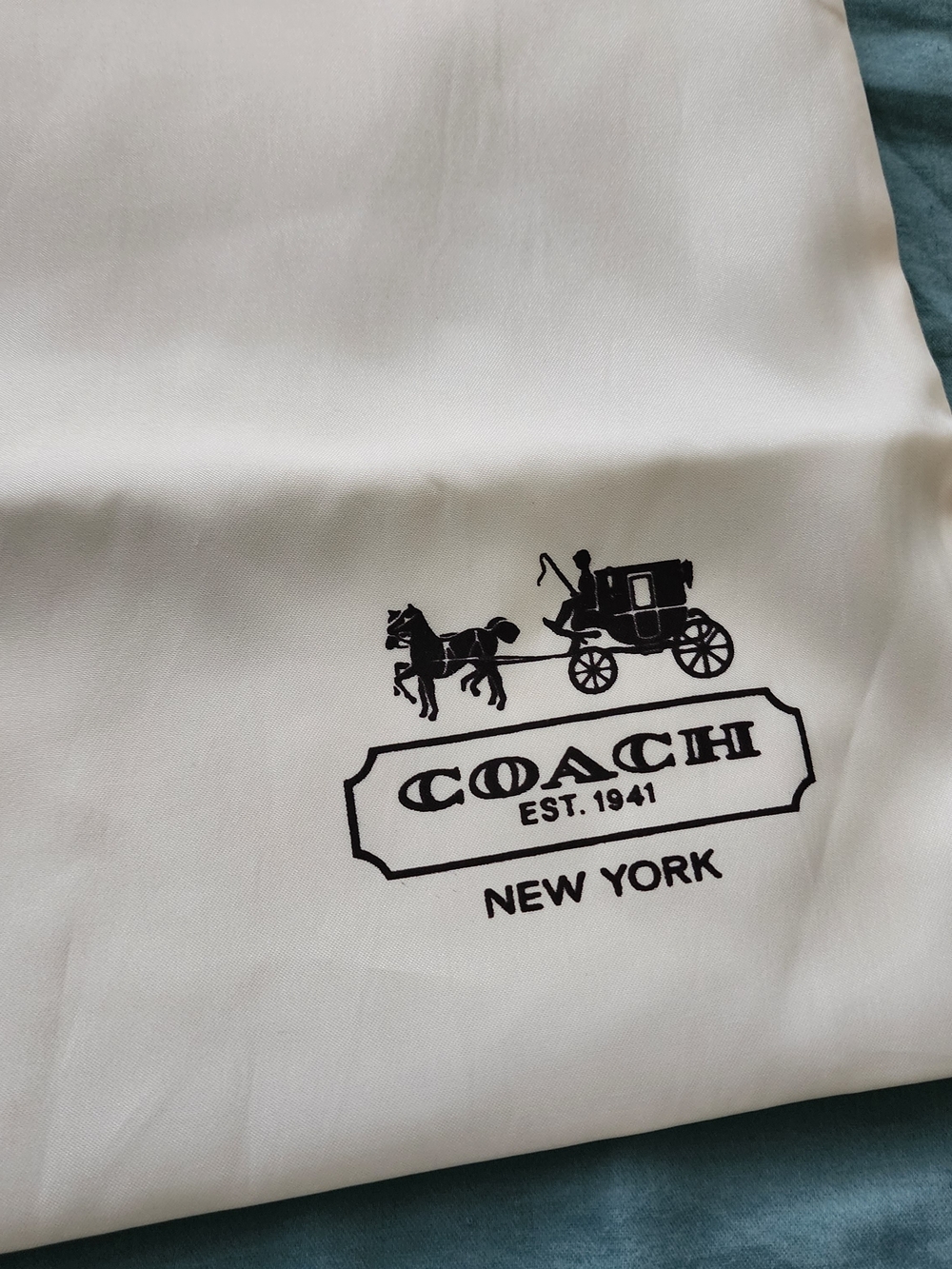 COACH White Dust Bag with Black Logo - New York